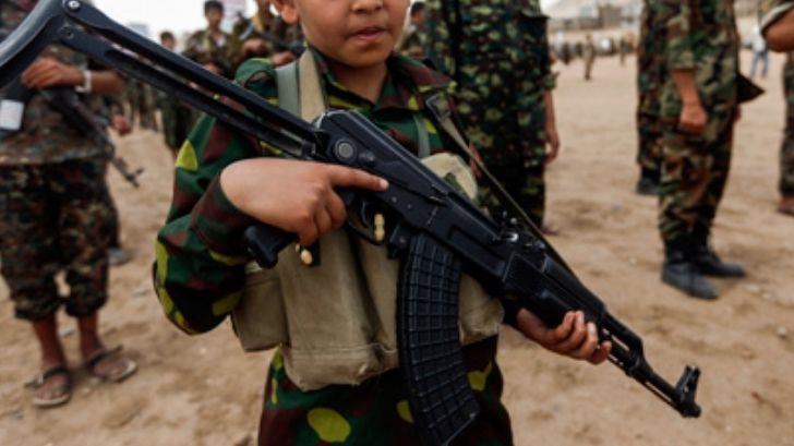 Alertan alza de niños soldado; hay 337 millones en riesgo
