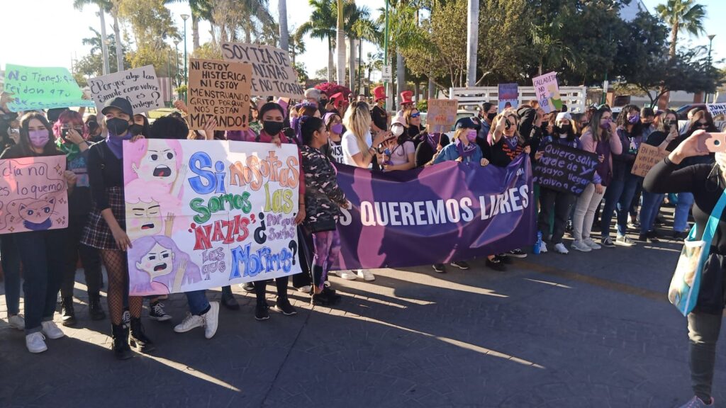 Marcha 8M en Cajeme 