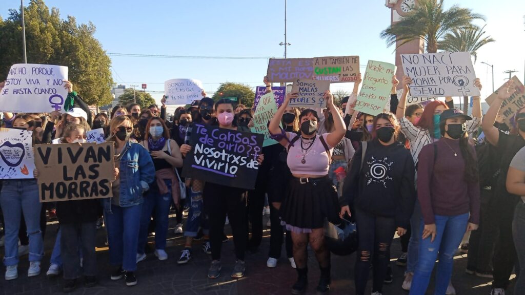 Marcha 8M en Cajeme 