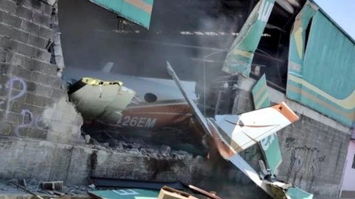 Tres muertos deja desplome de aeronave en Temixco