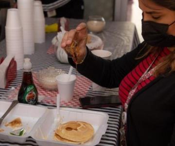 Hot Cakes con Esperanza de Vida; en beneficio a pacientes del HIES