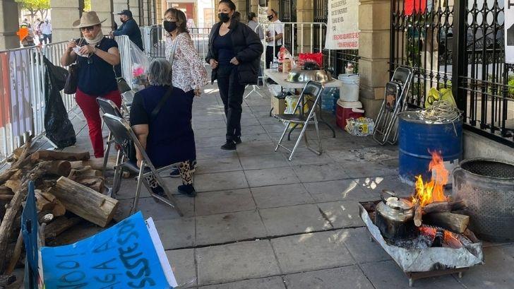 Jubilados y pensionados toman Palacio Municipal