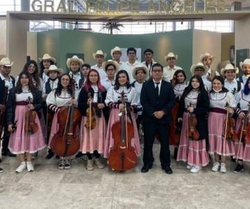 Orquesta Juvenil Sinfónica de Sonora ameniza inauguración del AIFA