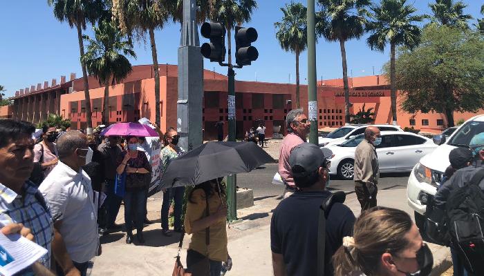 Integrantes del Staus bloquearon calles; sin solución a sus peticiones