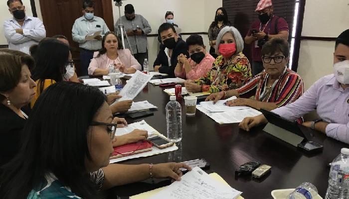 Facultan a Alfonso de la Torre para suscribir contratos de obra pública en Guaymas