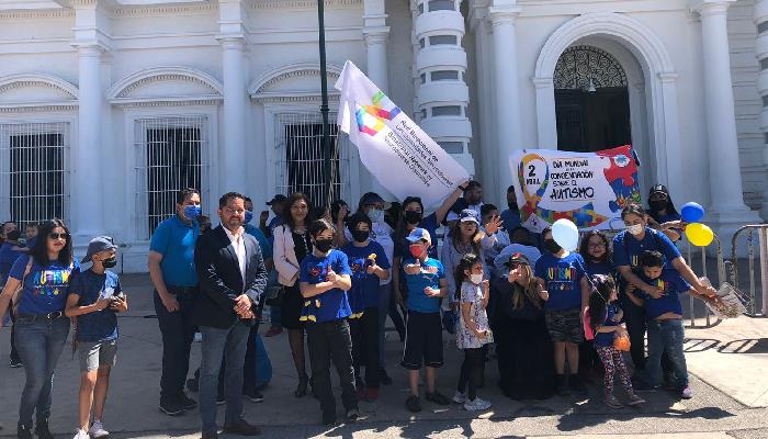 Caminata del Día Mundial del Autismo llama a la inclusión en Sonora