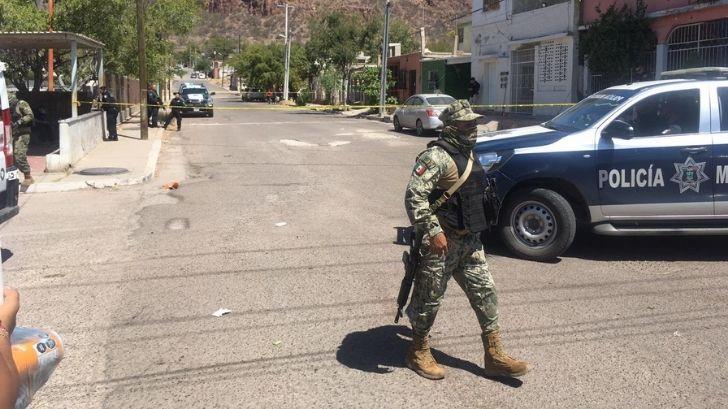 Guaymas: atacan a balazos a mujer en colonia Golondrinas