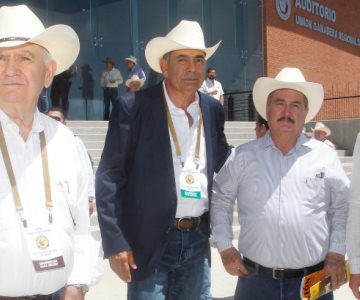 Juan Carlos Ochoa prepara plan para combatir la sequía