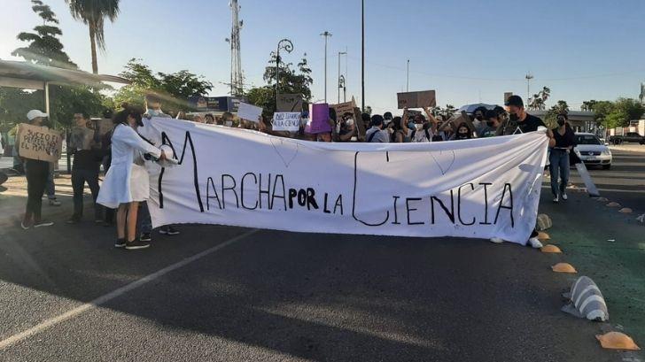 Hermosillo se suma a la Marcha por la Ciencia