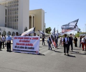 Miembros del Staus toman calles previo al emplazamiento a huelga