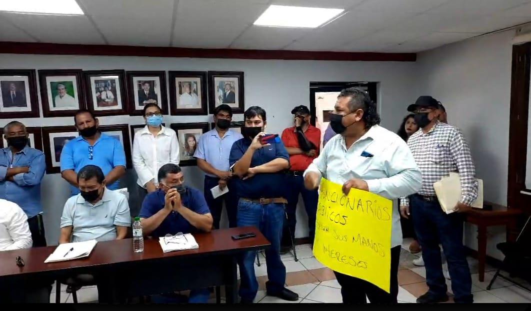 Arroyos Cuates se queda sin trabajo; afirman sentirse engañados por el Alcalde de Empalme