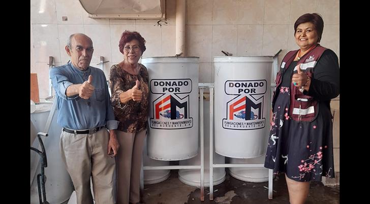 Mercado Municipal de Navojoa recibe donación de cestos de basura