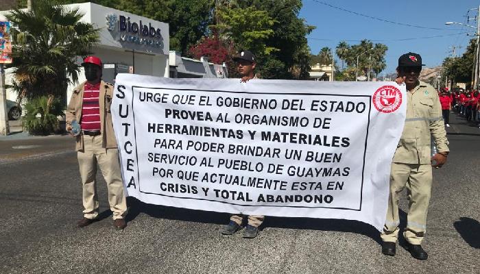 Guaymas: Sindicatos marchan en el Día del Trabajo por un mejor servicio de salud