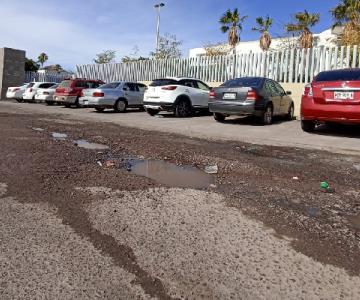 Fuga de drenaje en Hospital General de Guaymas no ha sido reparada