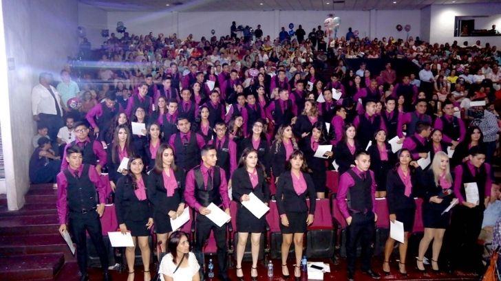 Graduaciones escolares deben cumplir protocolos sanitarios: SEC