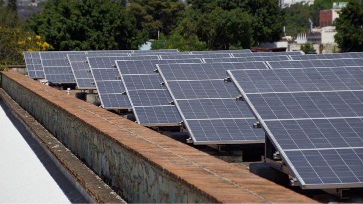 PAN propone instalar paneles solares gratuitos en hogares mexicanos