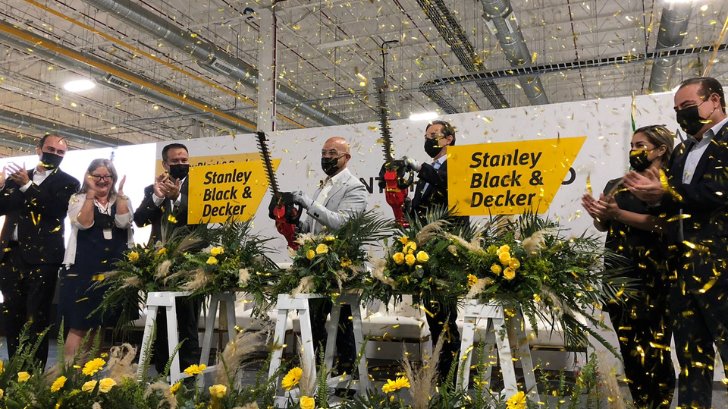Inauguran la planta Stanley Black & Decker en el Parque Industrial