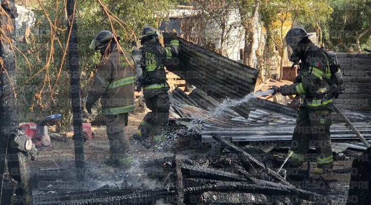 Incendio acaba con una vivienda al sur de Hermosillo