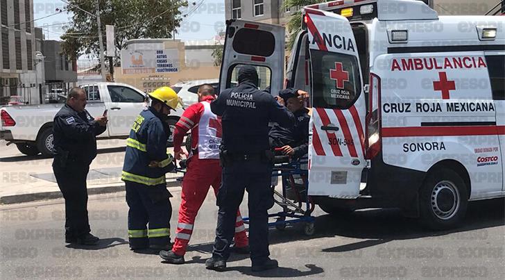 Policía Municipal sufre accidente en el Centro de la ciudad