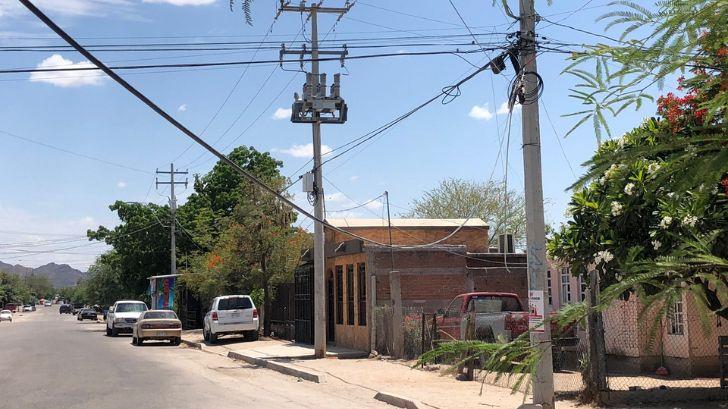 Hasta una hora se quedan sin luz; colonia Palo Verde Indeur sufre por fallas eléctricas