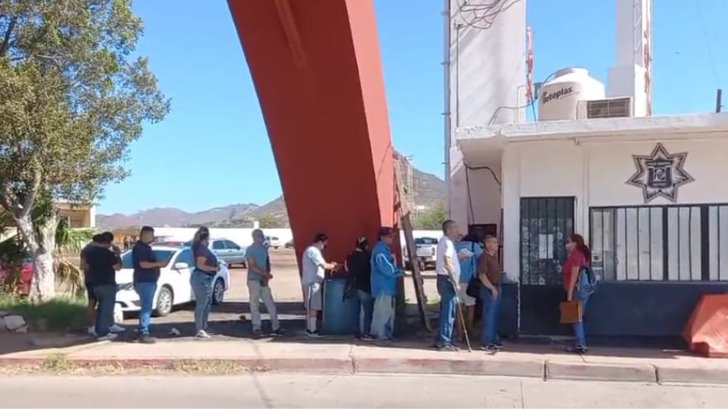 No hay sistema: dejan esperando por regularización a pafas en Guaymas-Empalme