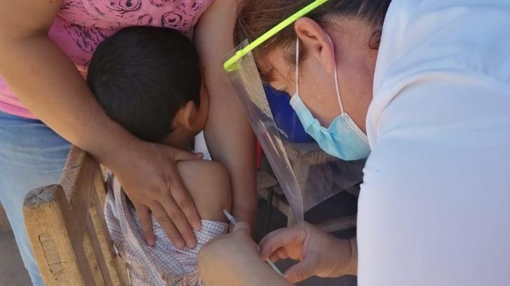 Hermosillenses se preparan para llevar a sus hijos a vacunarse contra el Covid-19