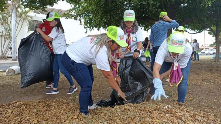 Más de 250 personas salen a limpiar las calles de Cajeme