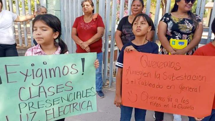 Padres y alumnos se manifiestan por malas condiciones en primaria Nueva Creación