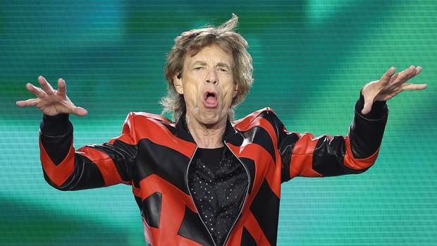 Mick Jagger da positivo a Covid